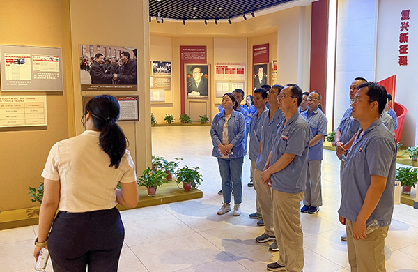 8月11日，物資采供部黨支部和計劃財務(wù)部黨支部聯(lián)合開展主題黨日活動 (4)    600.jpg